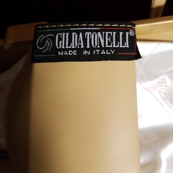 Purse - Picture 3 of 8